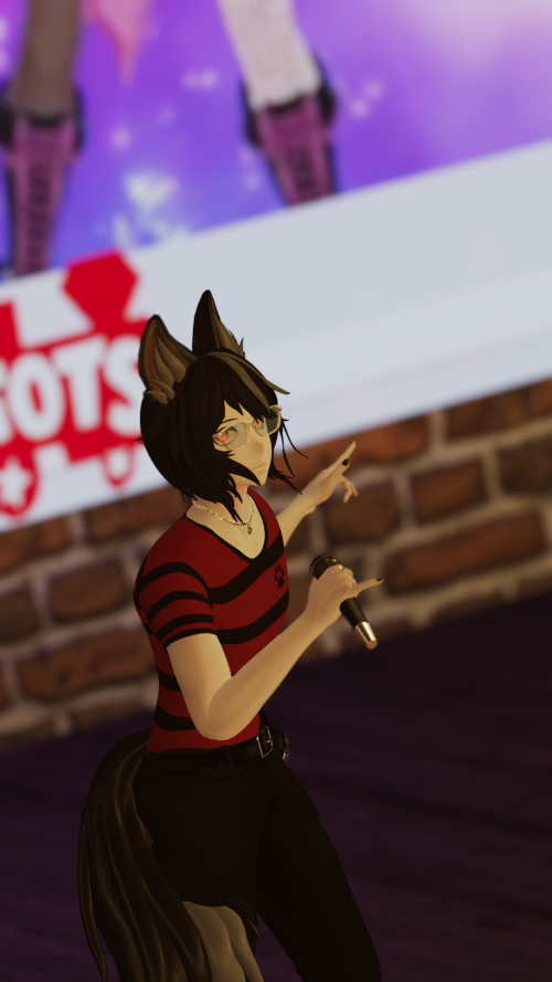 VRChat_2025-12-15_03-23-18.273_2160x3840.png