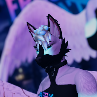 VRChat_2025-12-15_05-32-21.133_2160x3840