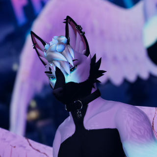 VRChat_2025-12-15_05-32-23.343_2160x3840