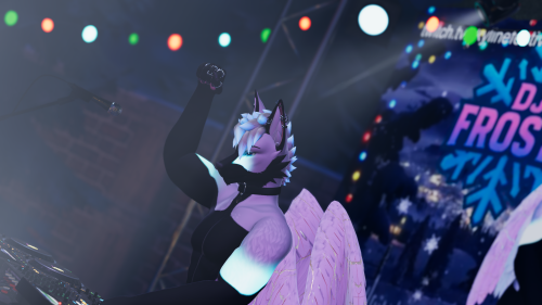 VRChat_2025-12-15_05-33-45.041_3840x2160.png