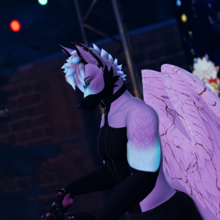 VRChat_2025-12-15_05-33-54.252_2160x3840