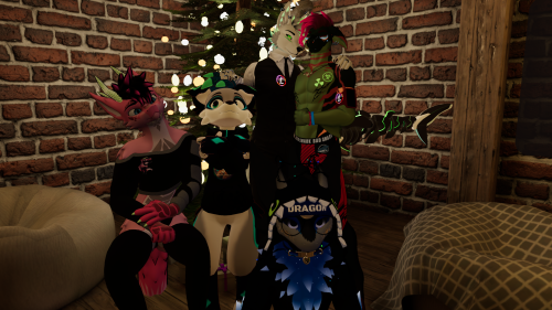 VRChat_2025-12-14_18-58-42.025_3840x2160.png
