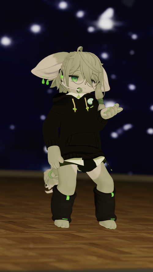 VRChat_2025-12-21_22-48-09.354_2160x3840.png