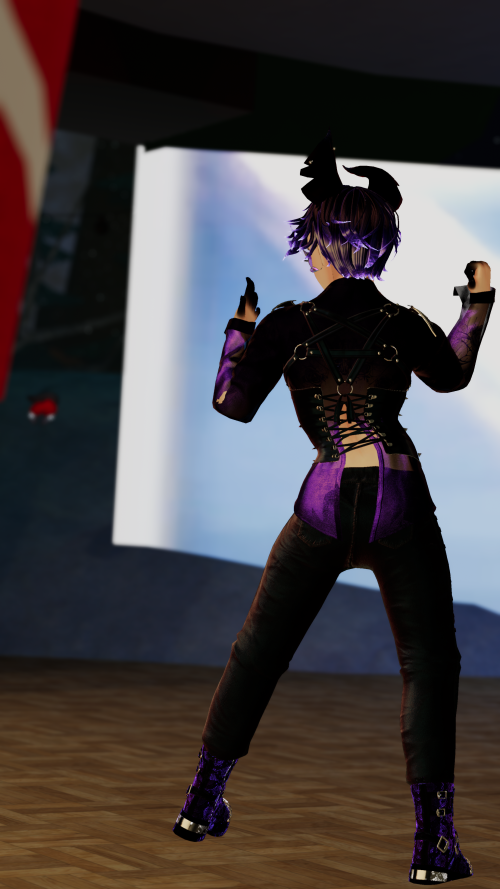 VRChat_2025-12-22_01-17-20.111_2160x3840.png