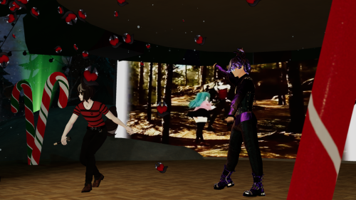 VRChat_2025-12-22_01-17-34.748_3840x2160.png