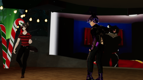 VRChat_2025-12-22_01-40-36.843_3840x2160.png