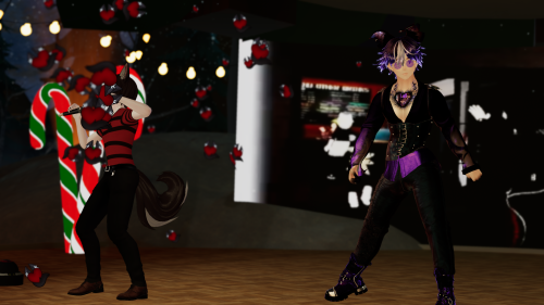 VRChat_2025-12-22_01-40-46.266_3840x2160.png