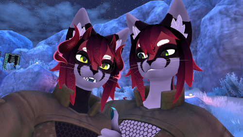 VRChat_2025-12-23_21-40-09.127_3840x2160.png