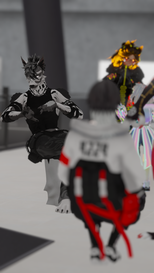 VRChat_2026-01-07_20-17-38.470_1440x2560.png