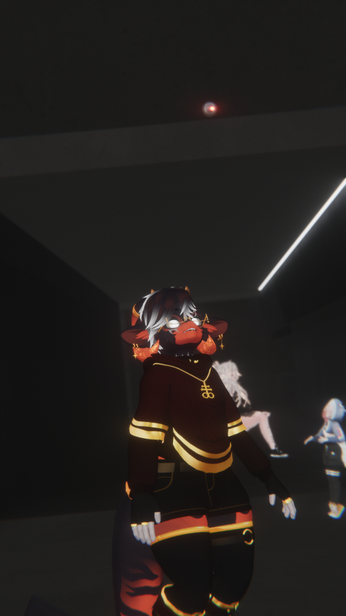 VRChat_2026-01-10_12-06-00.714_2160x3840.png