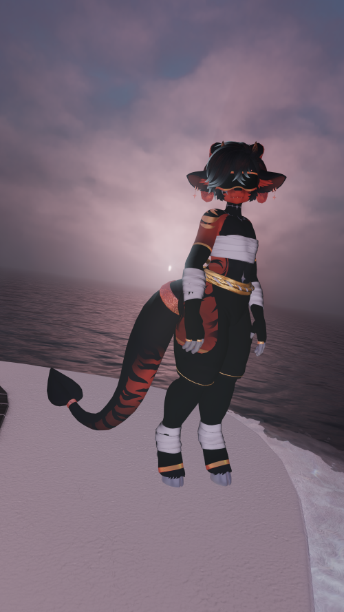 VRChat_2025-12-29_06-34-05.738_2160x3840.png