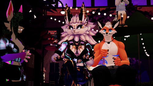 VRChat_2025-03-28_21-27-03.284_3840x2160.png