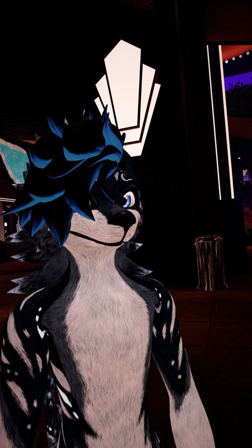 VRChat_2025-03-29_00-29-39.033_2160x3840.png