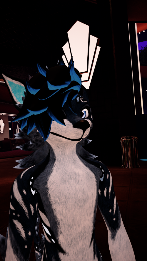 VRChat_2025-03-29_00-29-40.206_2160x3840.png