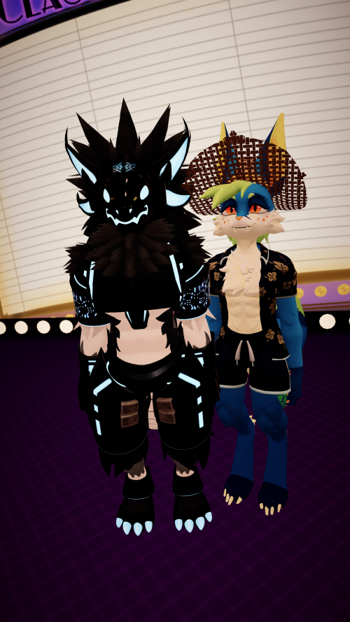 VRChat_2025-03-29_21-56-15.203_2160x3840.png