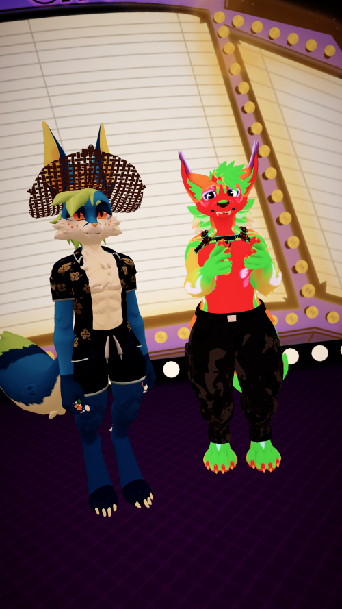 VRChat_2025-03-29_21-57-31.546_2160x3840.png