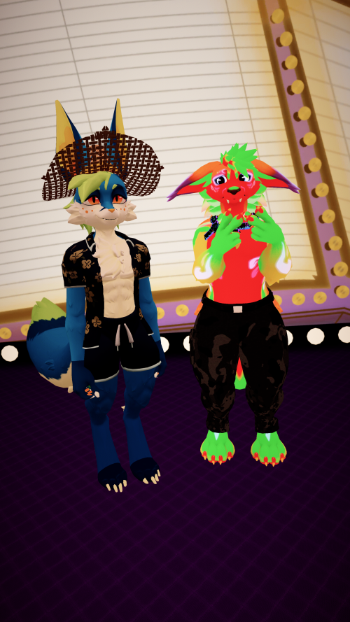VRChat_2025-03-29_21-57-38.921_2160x3840.png