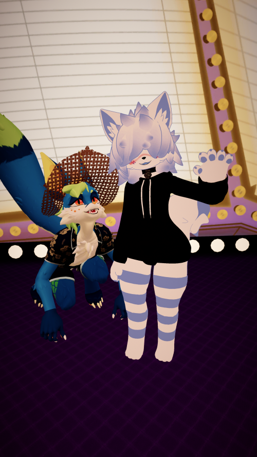 VRChat_2025-03-29_21-58-34.917_2160x3840.png