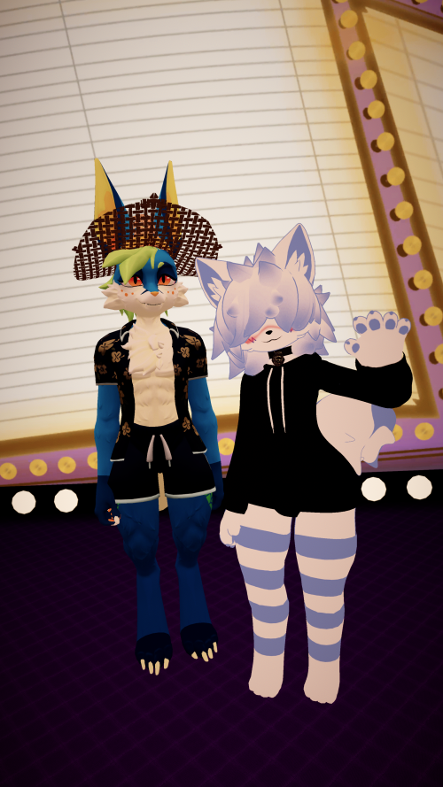 VRChat_2025-03-29_21-58-41.293_2160x3840.png