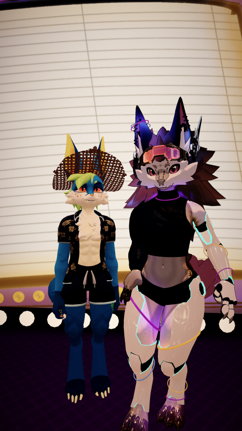 VRChat_2025-03-29_22-00-44.408_2160x3840.png