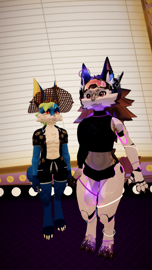 VRChat_2025-03-29_22-00-53.203_2160x3840.png