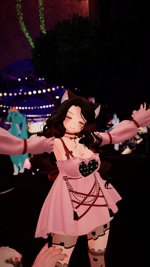 VRChat_2025-03-30_00-11-51.604_2160x3840.png