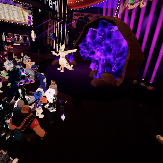 VRChat_2025-03-30_00-31-19.620_3840x2160