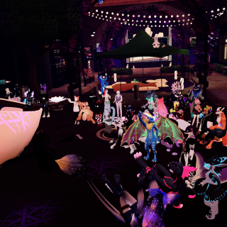 VRChat_2025-03-31_03-03-55.291_3840x2160