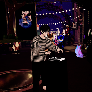 VRChat_2025-03-31_04-03-15.879_2160x3840