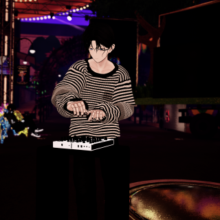 VRChat_2025-03-31_04-03-32.963_2160x3840