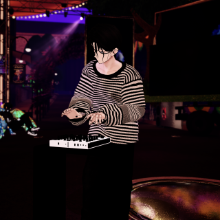 VRChat_2025-03-31_04-03-33.905_2160x3840