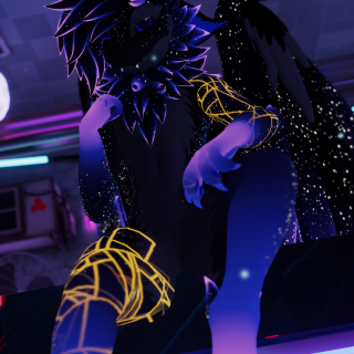 VRChat_2024-11-12_18-20-53.004_2160x3840