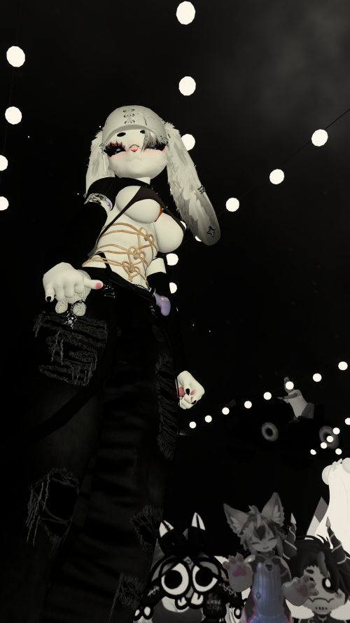 VRChat_2026-04-04_10-50-18.040_3840x2160.png