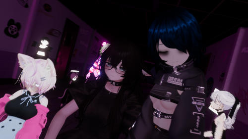 VRChat 2026 04 07 22 04 41.202 3840x2160