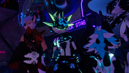 VRChat_2026-04-17_15-10-16.677_2560x1440.png
