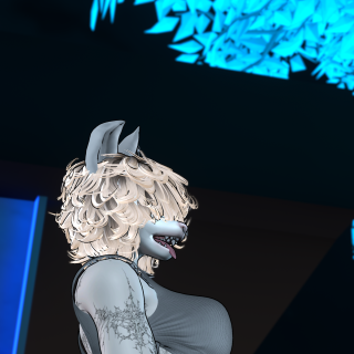VRChat_2026-04-18_00-14-39.113_3840x2160