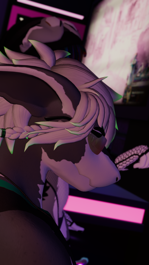 VRChat_2026-05-04_19-46-09.629_3840x2160.png