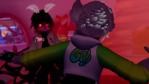 VRChat_2026-06-07_22-34-21.315_3840x2160.png